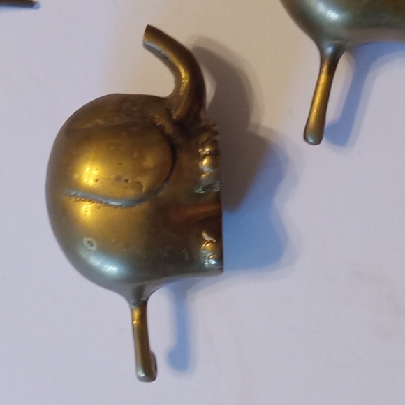 3 Brass Elephant interlocking candleholders - Picture 4 of 12